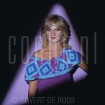 24-07-1981 Anita Meijer at studio in Amsterdam.

[keywords]Posed, Half Length, Eyecontact, Singer, Spotlight[/keywords]